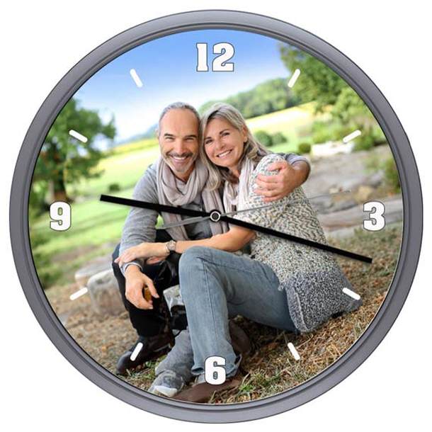 personalisierte Wanduhr Modell 01