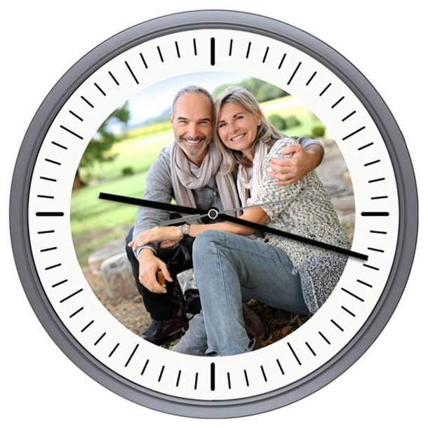 personalisierte Wanduhr Modell 04