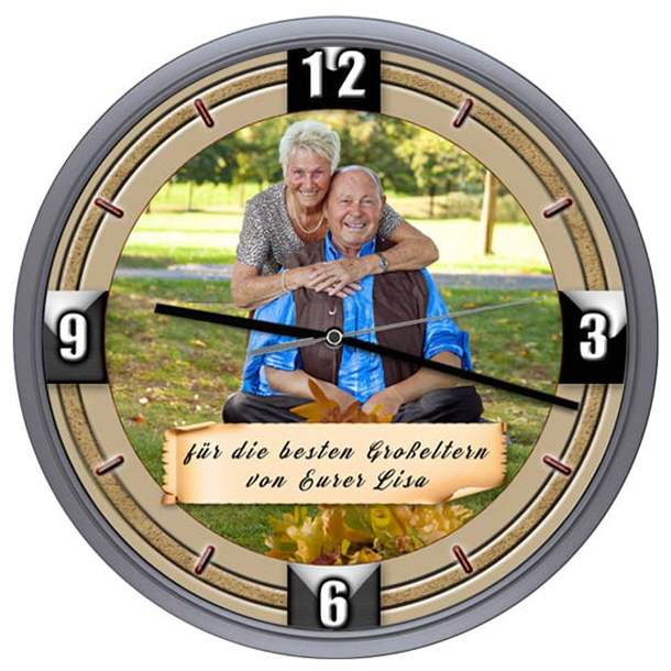 personalisierte Wanduhr Modell 05