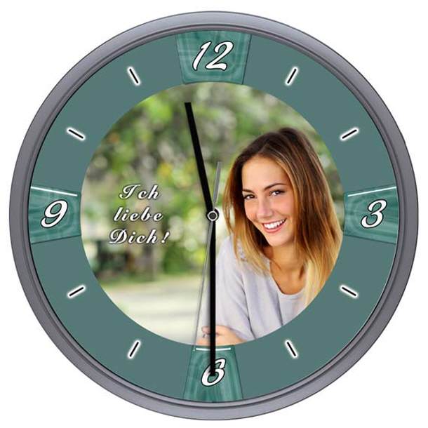 personalisierte Wanduhr Modell 06