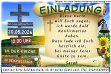 Ein Wegweiser mit einem Holzkreuz unter dem - Ich freue mich auf Euch! steht als Einladung zur Konfirmation.