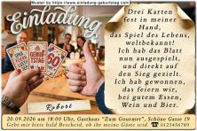 Die lustige Einladung zum Geburtstag mit einem Kartenspiel – 3 Karten in einer Hand. Auf einer Spielkarte befindet sich Ihr Alter.