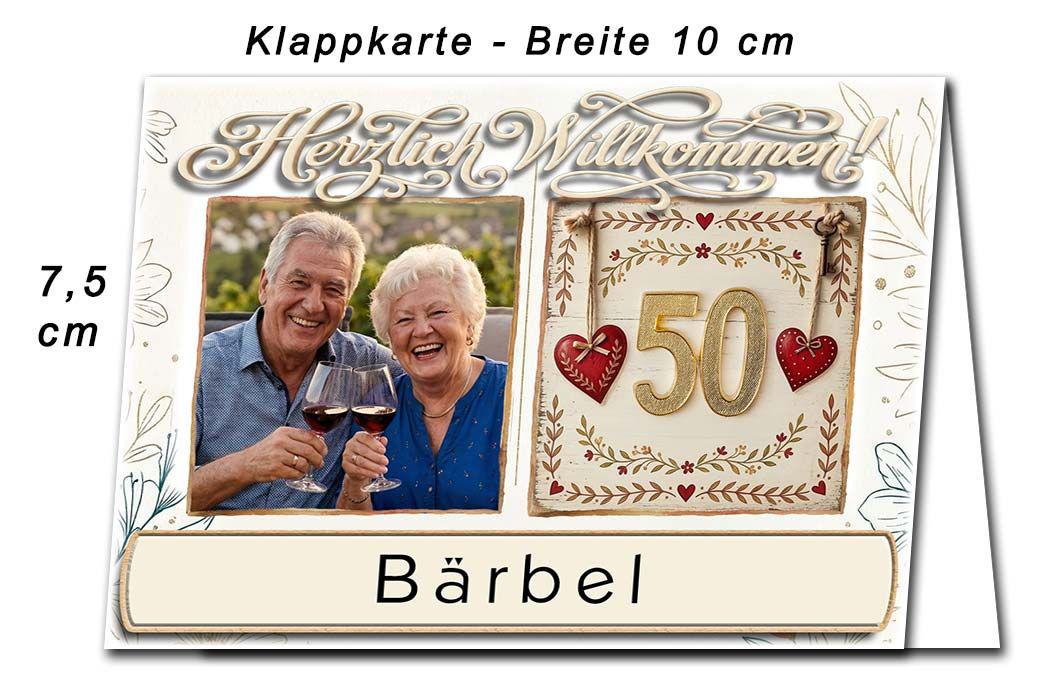 Die Tischkarte zur Goldenen Hochzeit als kleine Klappkarte mit Ihrem Foto und einem Textfeld für den Namen Ihres Gastes