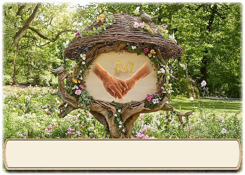 Die Tischkarte zur Goldenen Hochzeit als kleine Klappkarte mit dem Schild Hand in Hand